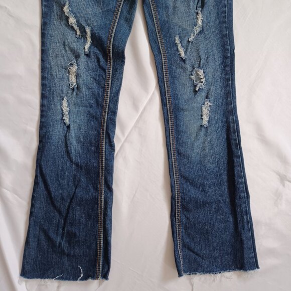 Soundgirl Jeans Bootcut Crop Raw Hem Low Rise Distressed Embellished Size 5 - Picture 4 of 12